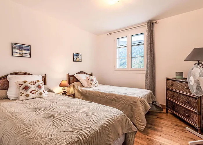 Casa de Férias Maison Entre Et Montagne